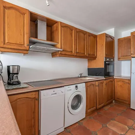 Moderne En Bord De Avec Balcon Et Parking - Fr-1-2-306 Apartment *