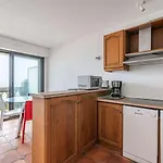 Apartamento Moderne En Bord De Avec Balcon Et Parking - Fr-1-2-306 *